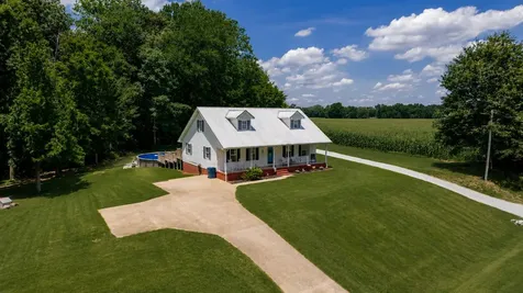 2836 Gate 3 Road Paris TN 38242