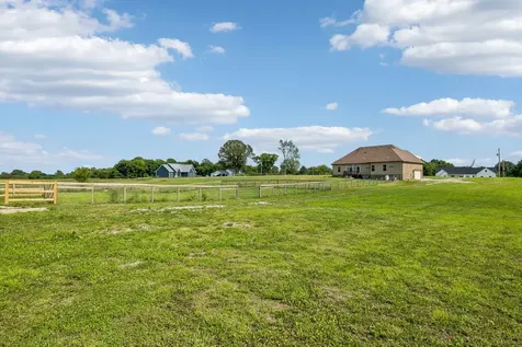 1088 Atkins Road Extension Cedar Hill TN 37032