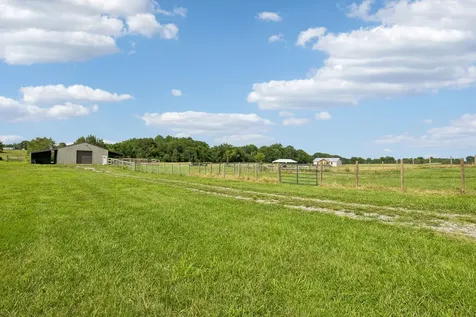 1088 Atkins Road Extension Cedar Hill TN 37032