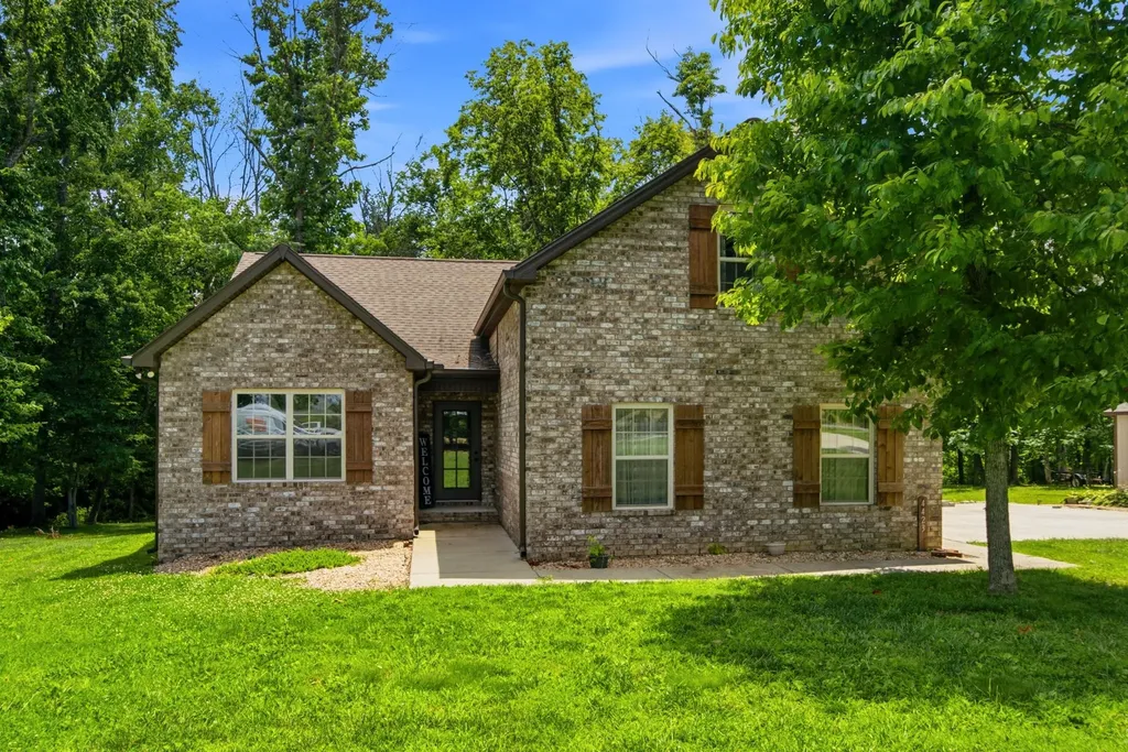 4423 Taylor Road Springfield TN 37172