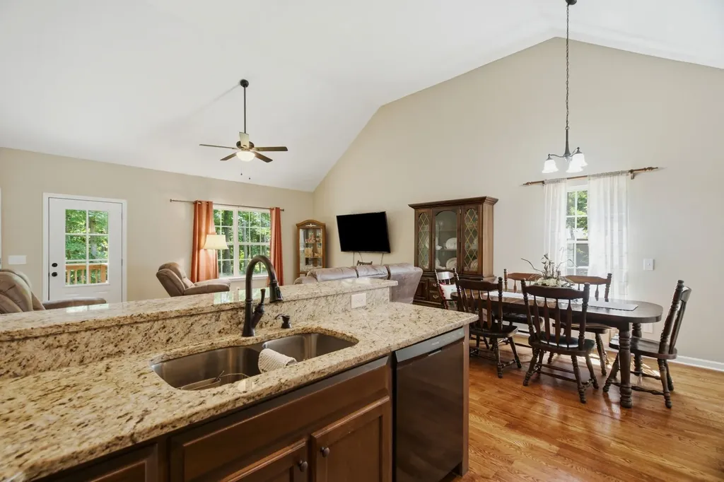 4423 Taylor Road Springfield TN 37172