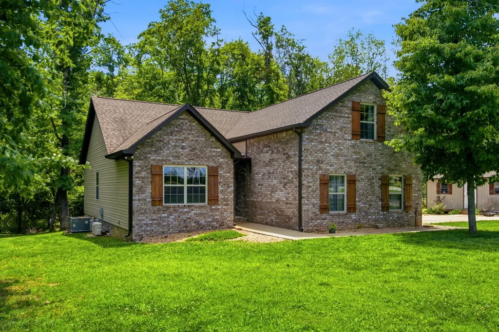 4423 Taylor Road Springfield TN 37172