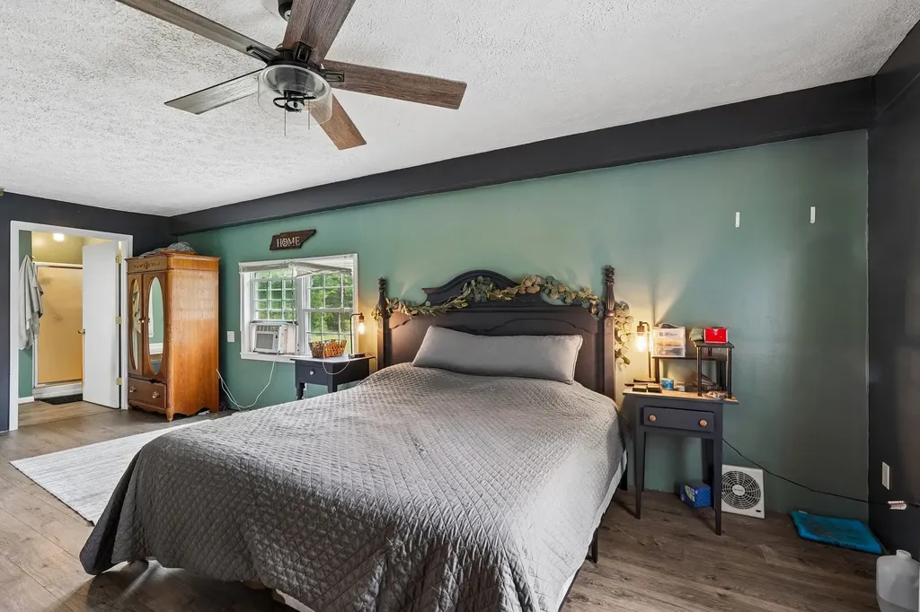 2165 Petty Road Charlotte TN 37036