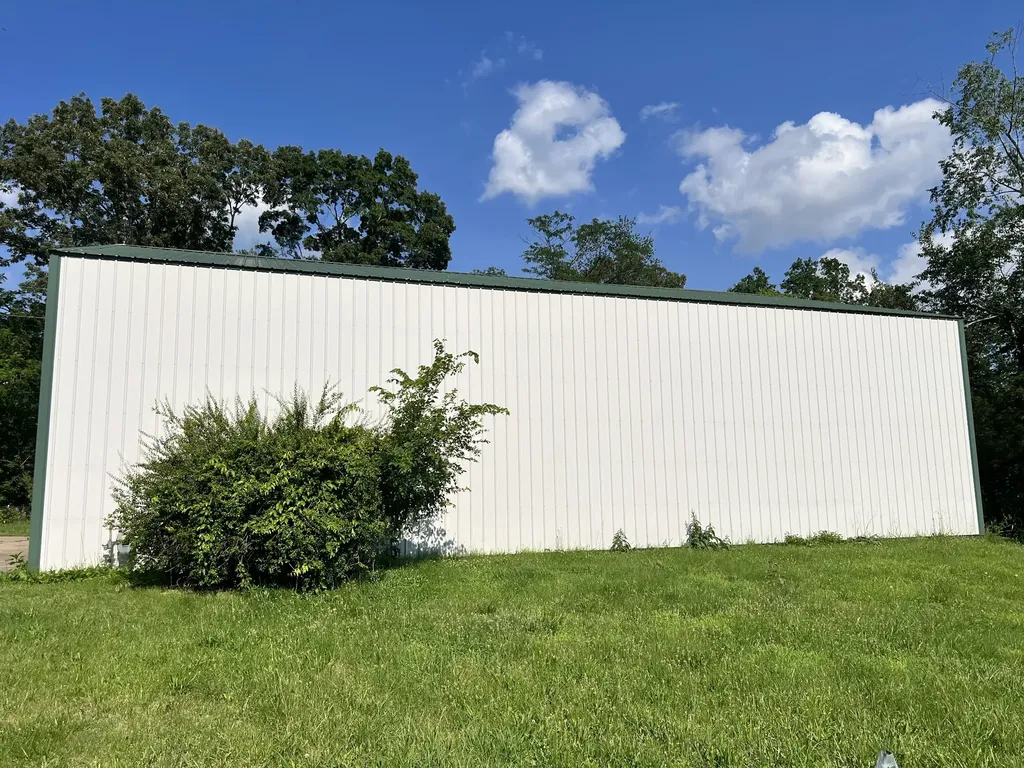 2165 Petty Road Charlotte TN 37036