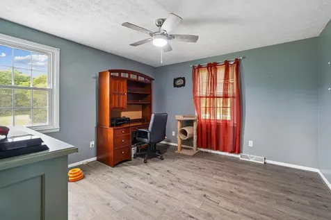 2165 Petty Road Charlotte TN 37036