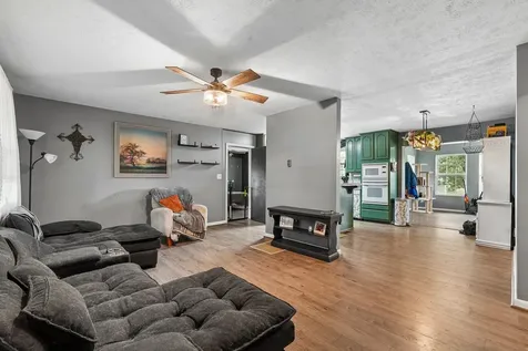 2165 Petty Road Charlotte TN 37036