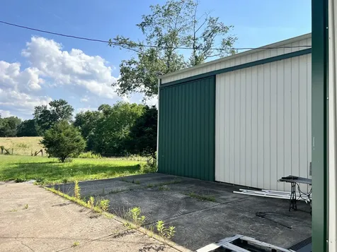 2165 Petty Road Charlotte TN 37036