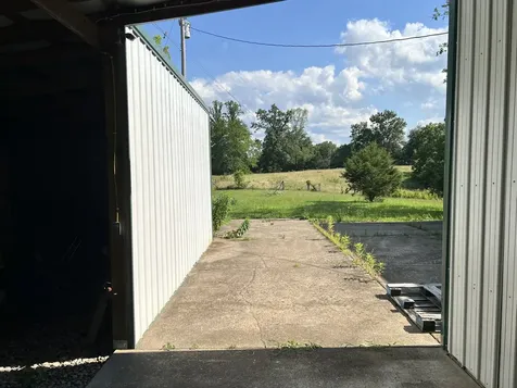 2165 Petty Road Charlotte TN 37036
