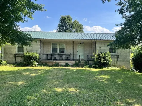 2165 Petty Road Charlotte TN 37036