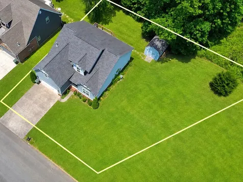8329 Grinder Creek Place Chattanooga TN 37421