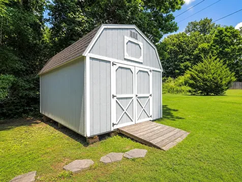 8329 Grinder Creek Place Chattanooga TN 37421