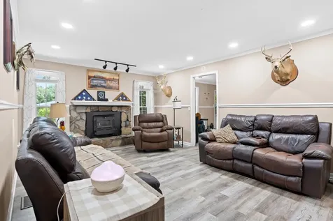 155 Penny Lane Jackson TN 38301