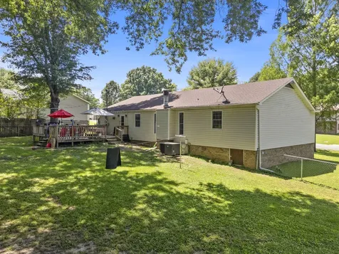 155 Penny Lane Jackson TN 38301