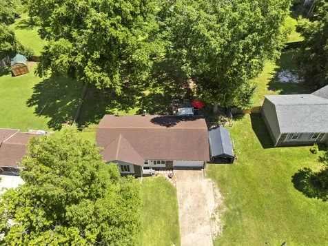 155 Penny Lane Jackson TN 38301