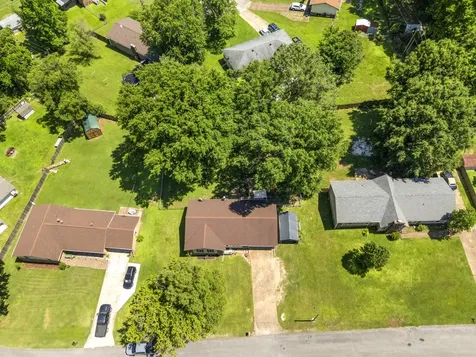 155 Penny Lane Jackson TN 38301