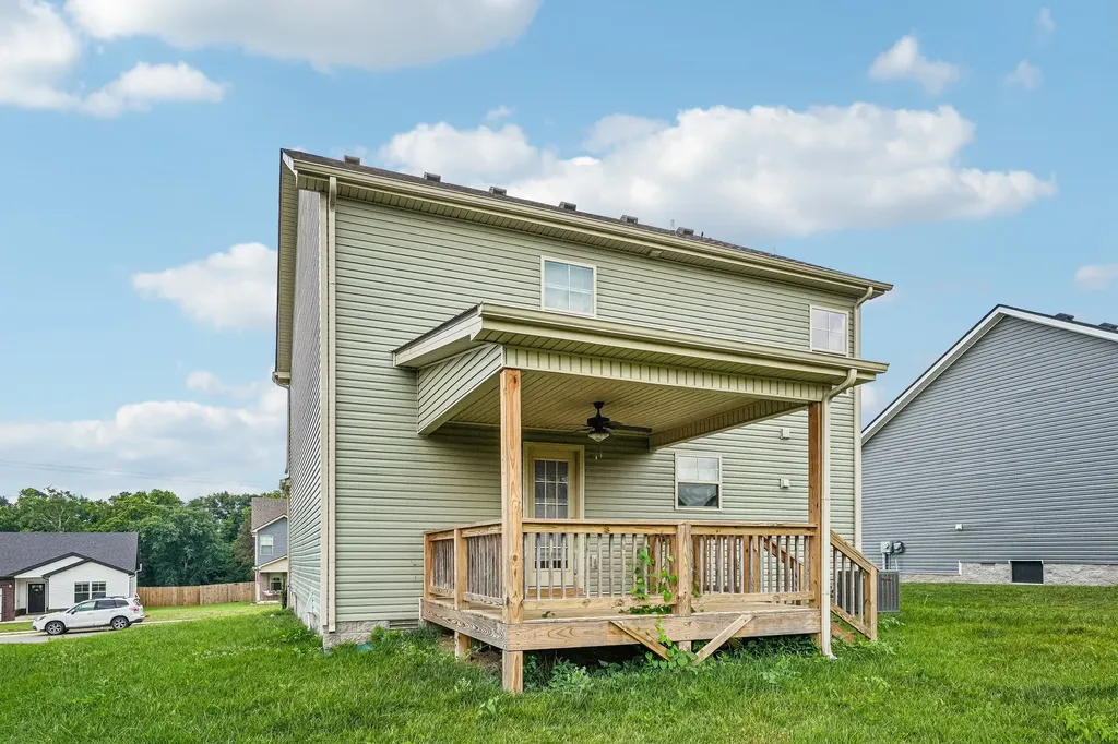 181 Ardell Drive Clarksville TN 37040