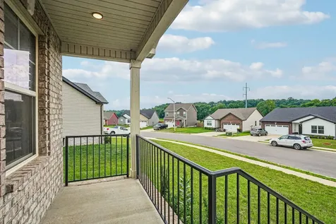181 Ardell Drive Clarksville TN 37040