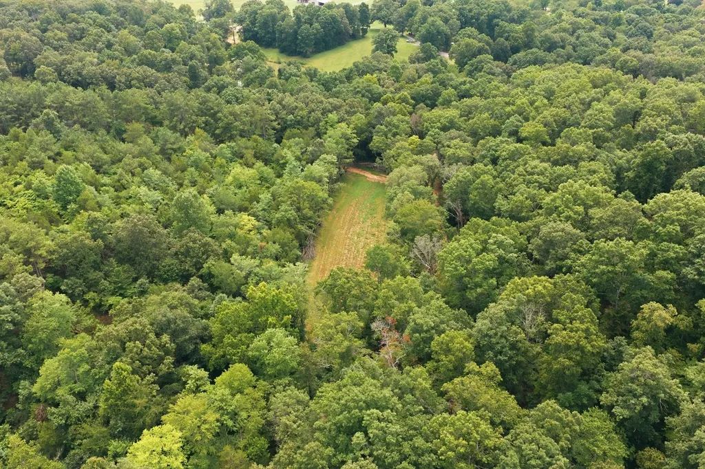 1261 Highway 48, S Dickson TN 37055