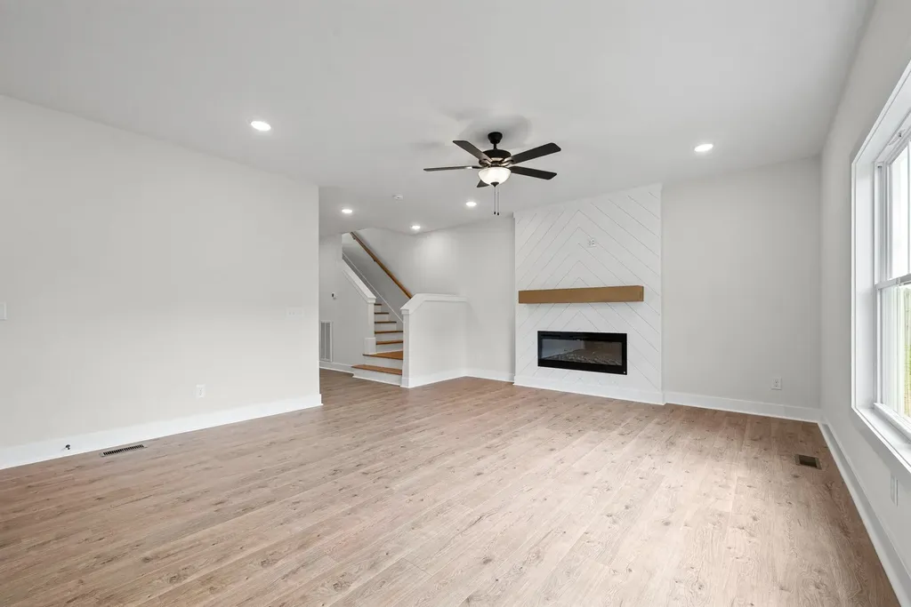 1721 Autumnwood Boulevard Clarksville TN 37042