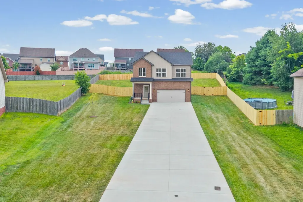 1721 Autumnwood Boulevard Clarksville TN 37042