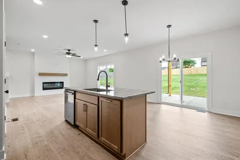 1721 Autumnwood Boulevard Clarksville TN 37042