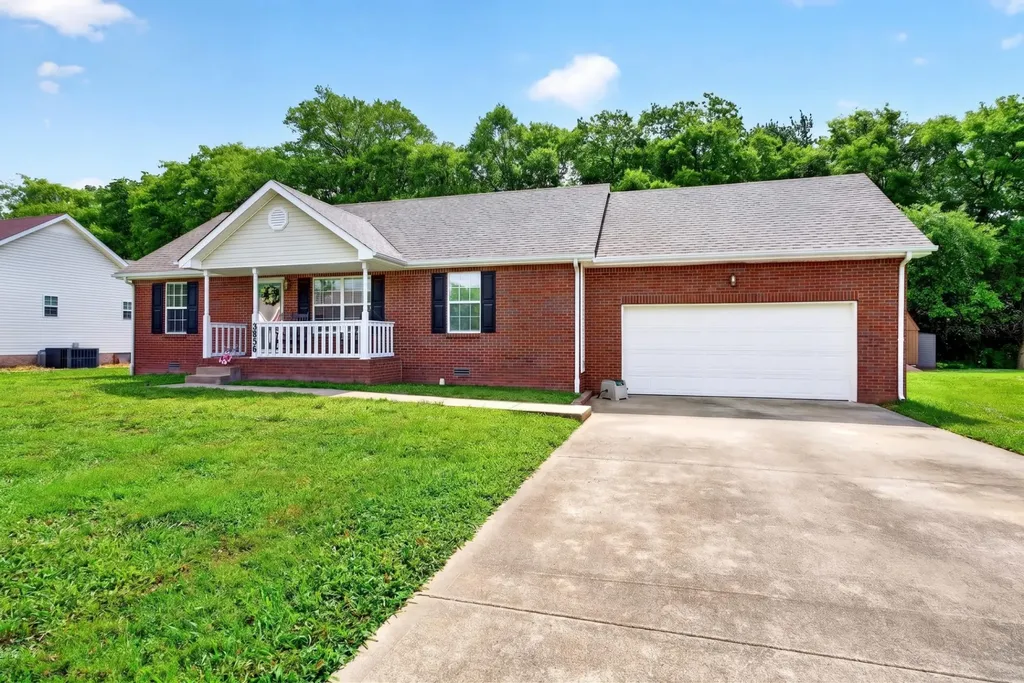 3856 Benjamin Drive Clarksville TN 37040