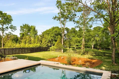 4606 Granny White Pike Nashville TN 37220