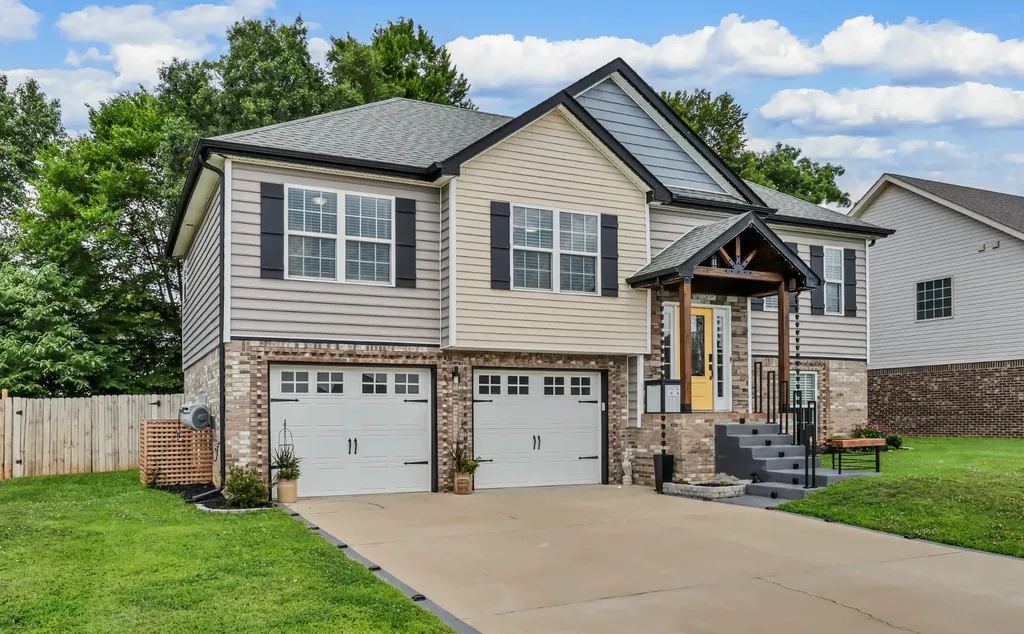 777 Banister Drive Clarksville TN 37042