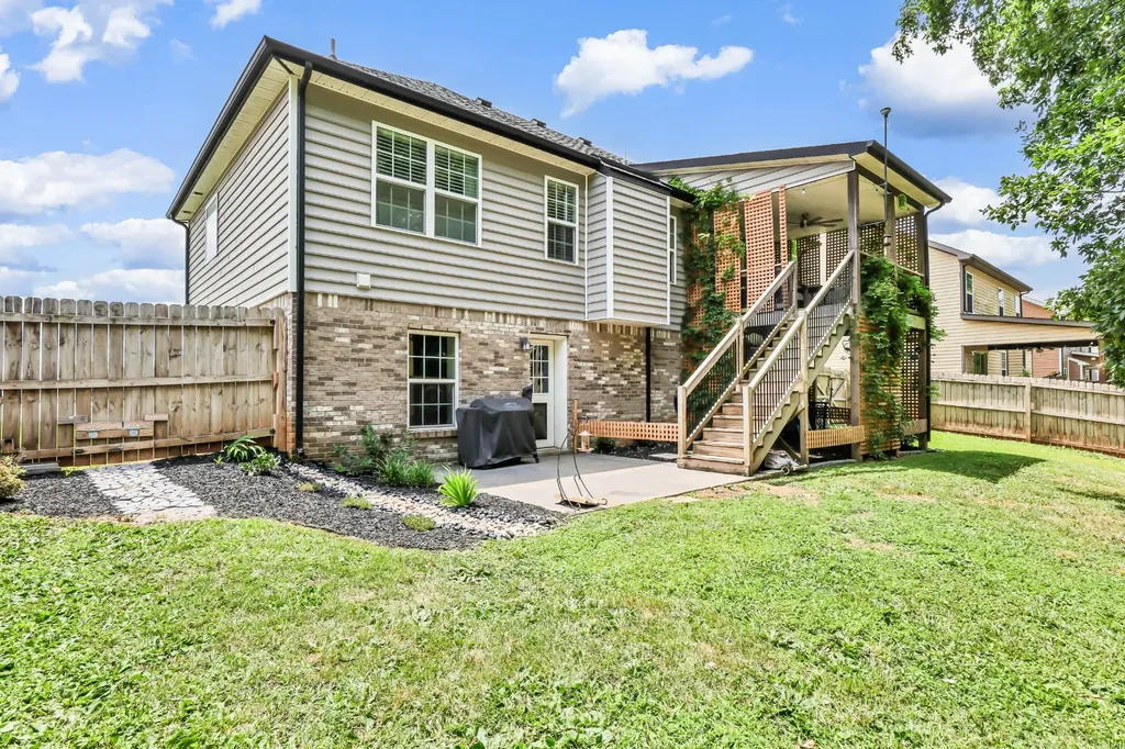777 Banister Drive Clarksville TN 37042