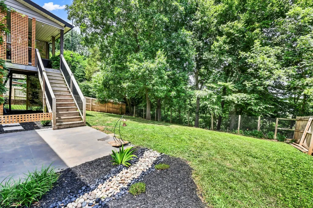 777 Banister Drive Clarksville TN 37042