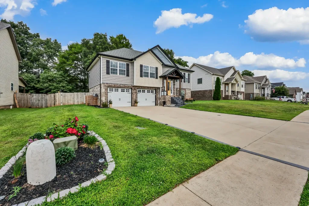 777 Banister Drive Clarksville TN 37042