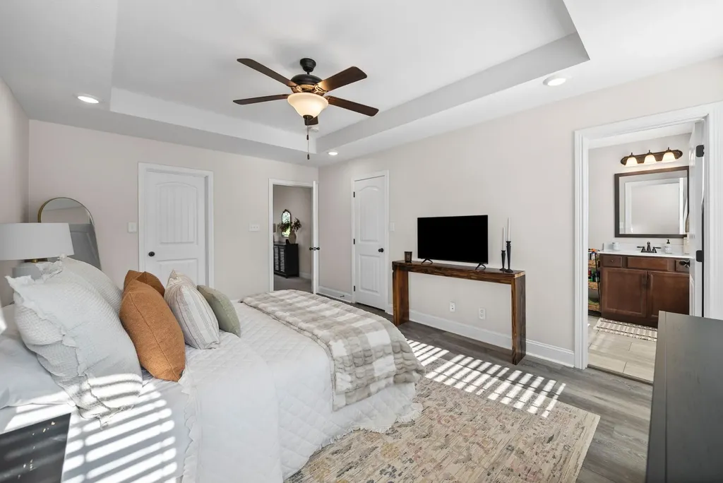 2948 Lancelot Lane Clarksville TN 37040