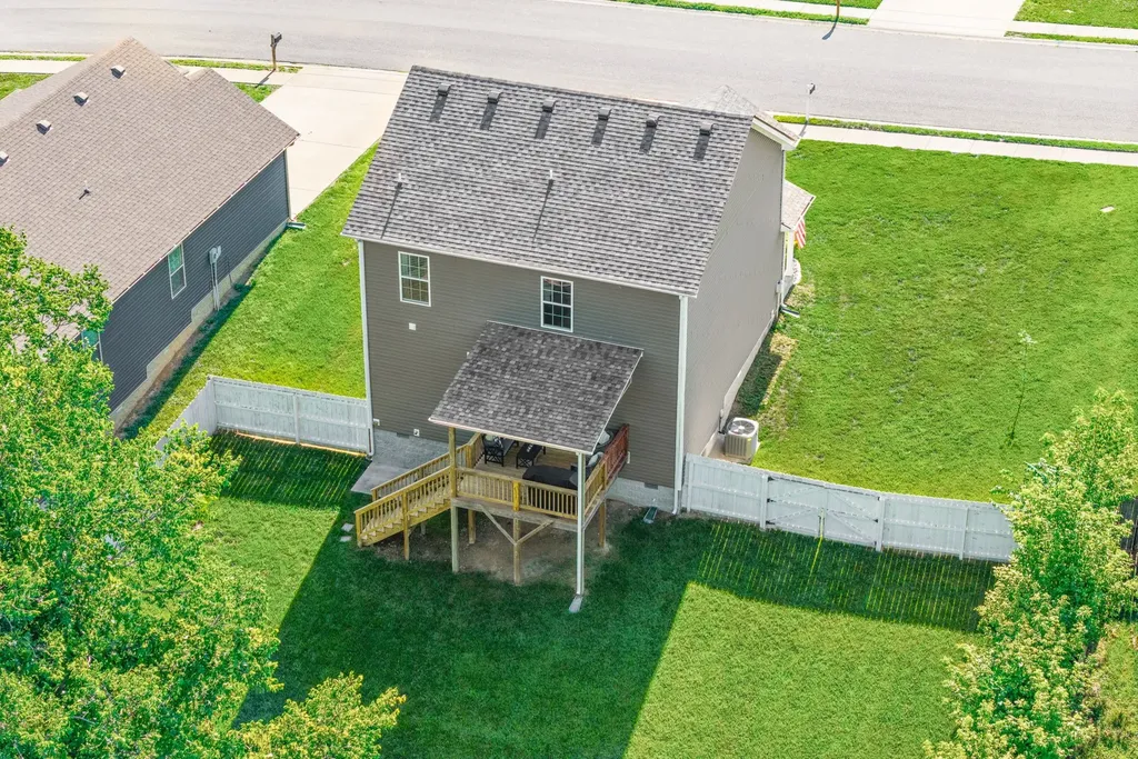 2948 Lancelot Lane Clarksville TN 37040