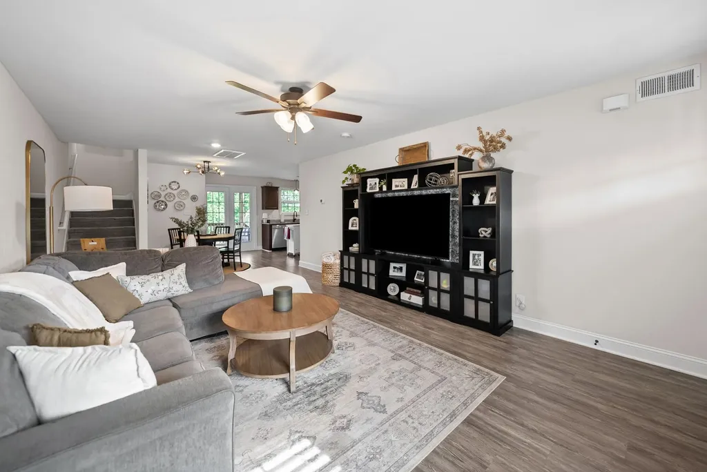 2948 Lancelot Lane Clarksville TN 37040