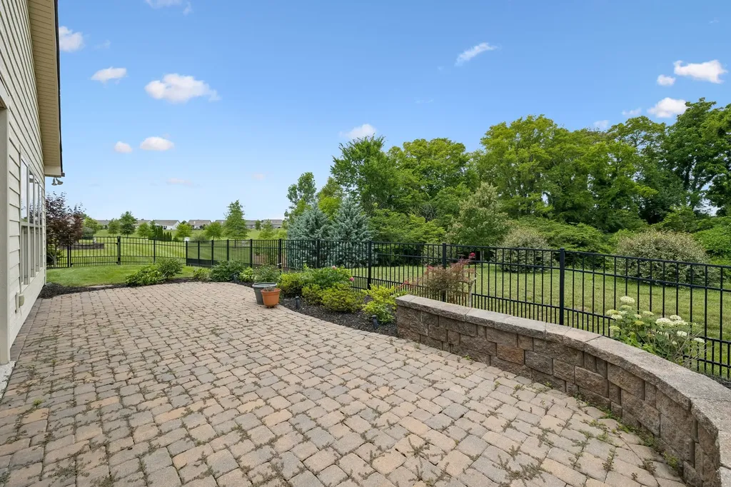 1018 Coffee Ridge Spring Hill TN 37174