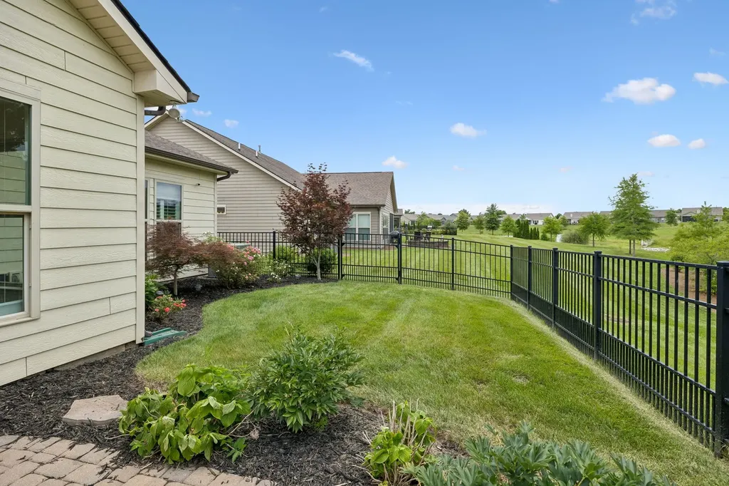 1018 Coffee Ridge Spring Hill TN 37174