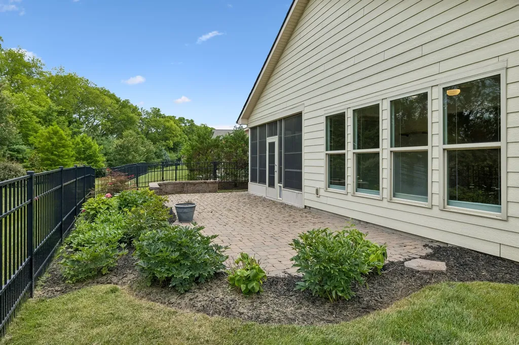 1018 Coffee Ridge Spring Hill TN 37174