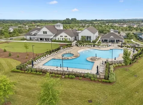 1018 Coffee Ridge Spring Hill TN 37174