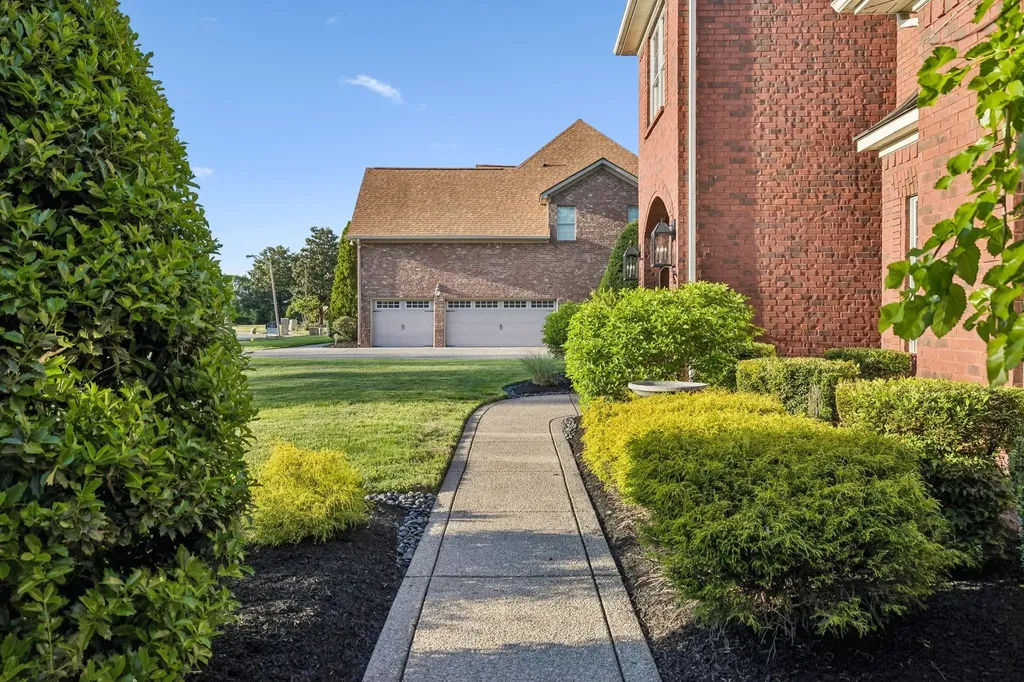 1808 Mosaic Trail Murfreesboro TN 37130