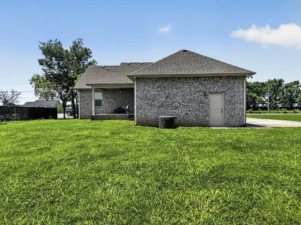 8185 Manchester Pike Murfreesboro TN 37127