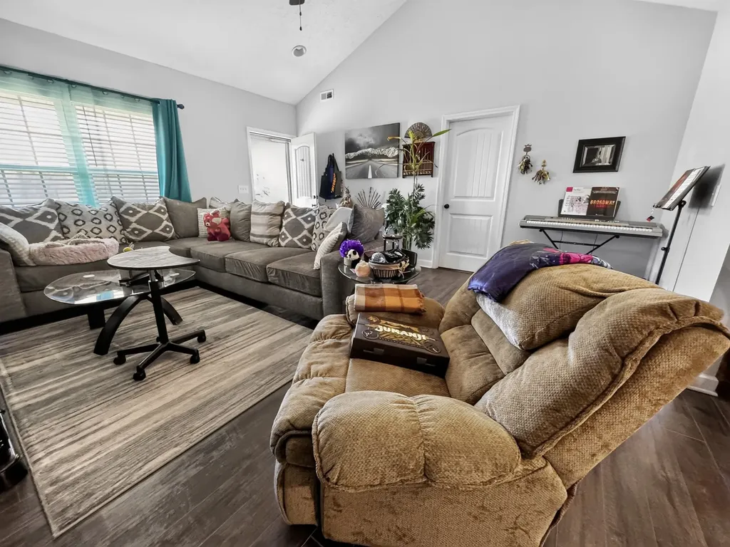 8185 Manchester Pike Murfreesboro TN 37127