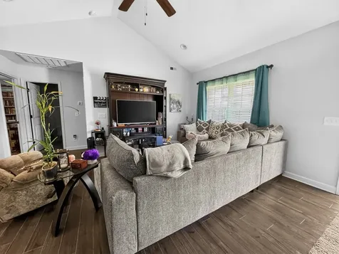 8185 Manchester Pike Murfreesboro TN 37127