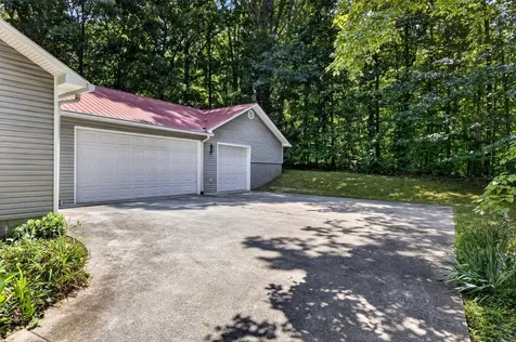 5053 Blue Springs Road Cleveland TN 37311