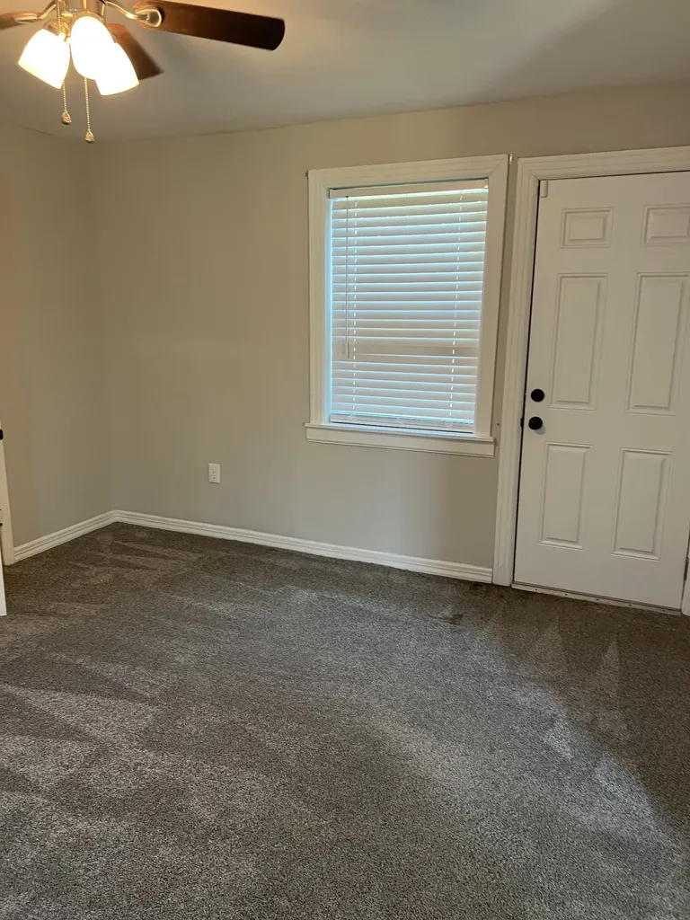 1024 Fleming Street Columbia TN 38401