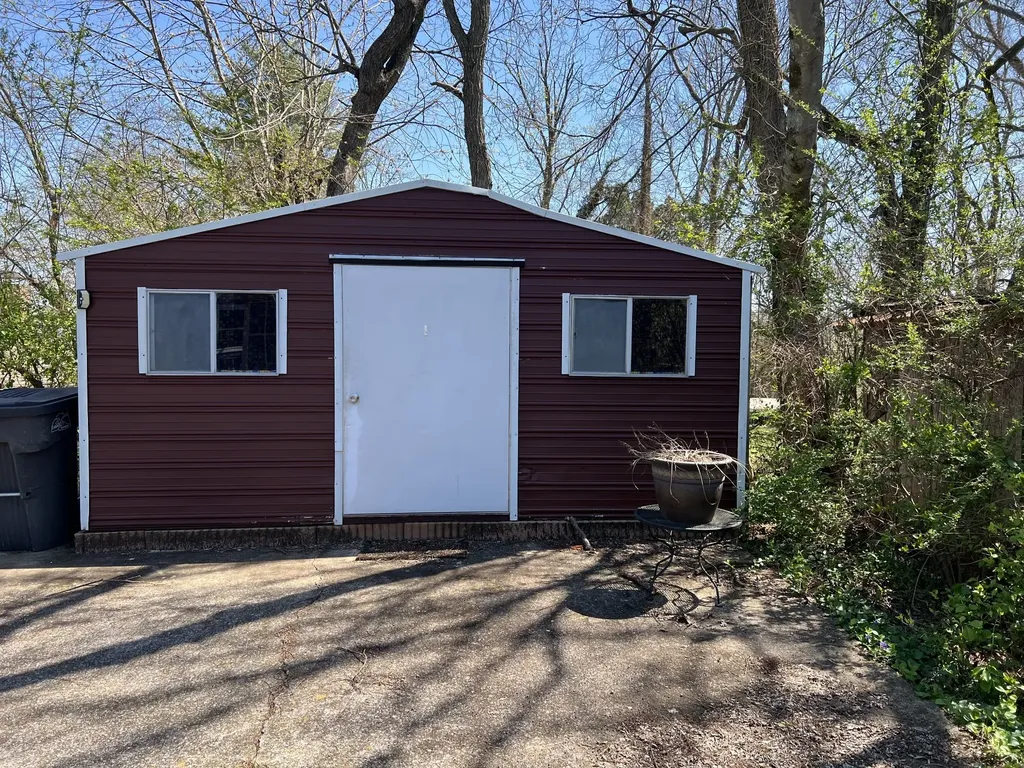 1024 Fleming Street Columbia TN 38401