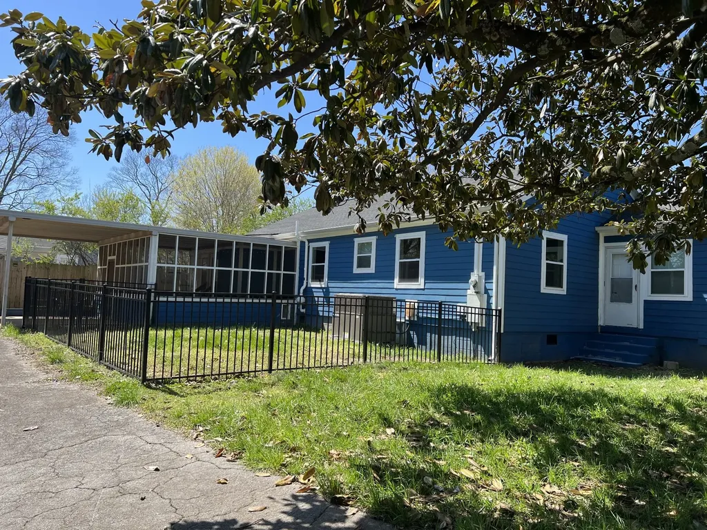 1024 Fleming Street Columbia TN 38401