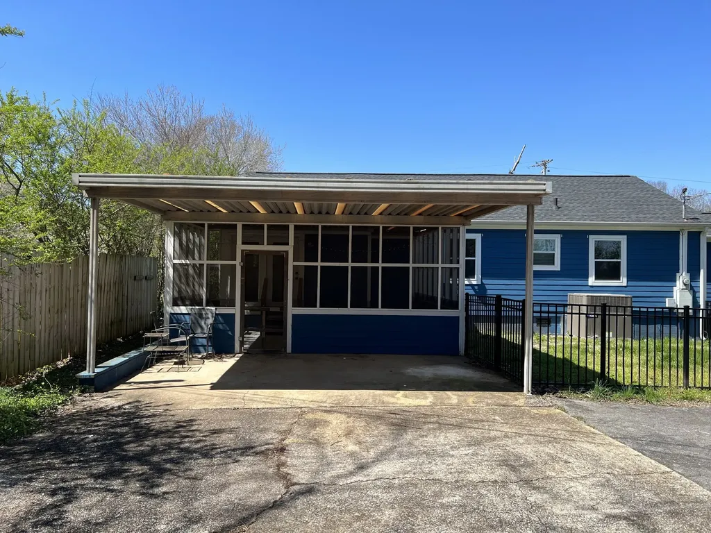 1024 Fleming Street Columbia TN 38401