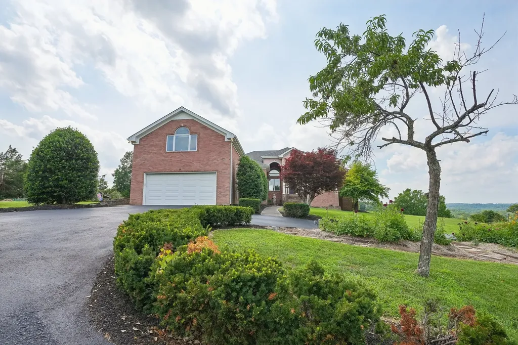 658 Hickory Ridge Road Gallatin TN 37066