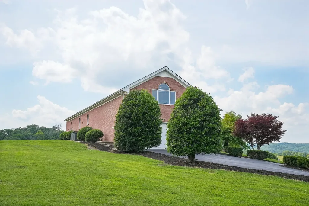 658 Hickory Ridge Road Gallatin TN 37066