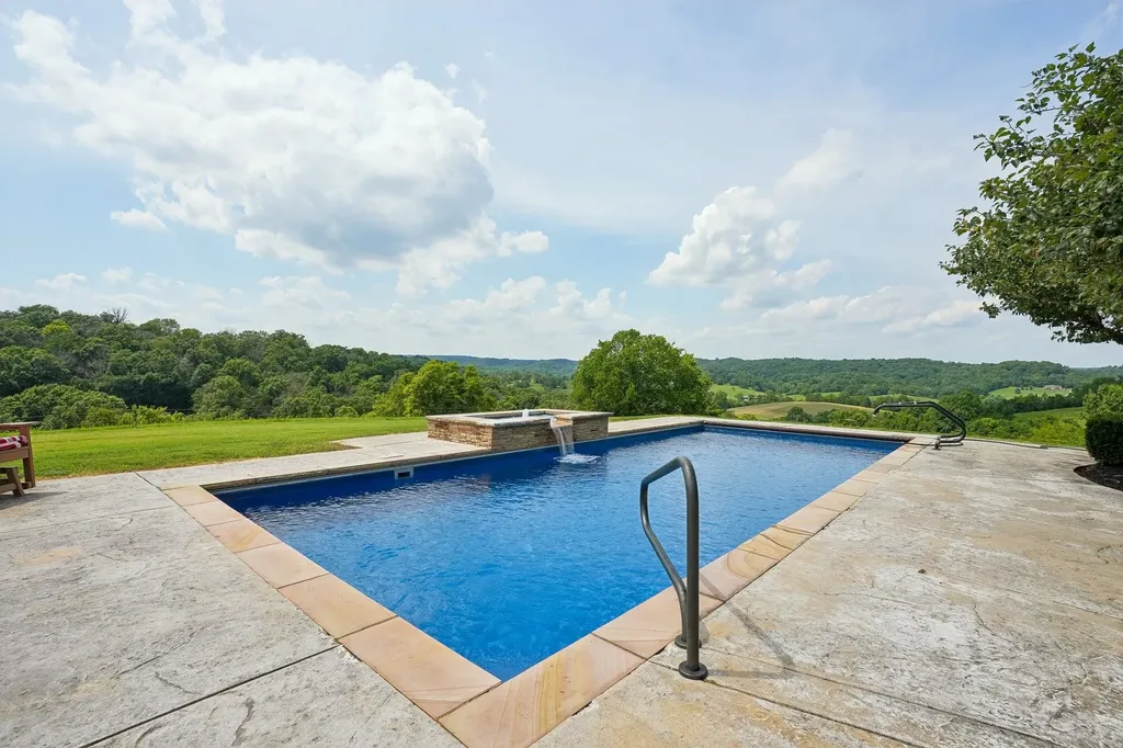 658 Hickory Ridge Road Gallatin TN 37066